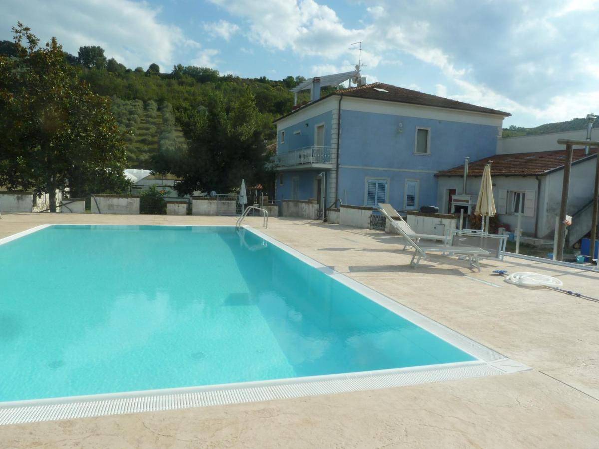 B&B Gli Orti Collecorvino Bagian luar foto