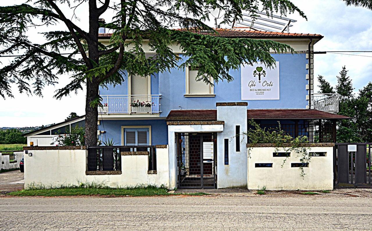 B&B Gli Orti Collecorvino Bagian luar foto