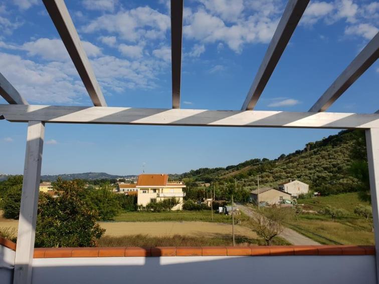 B&B Gli Orti Collecorvino Bagian luar foto