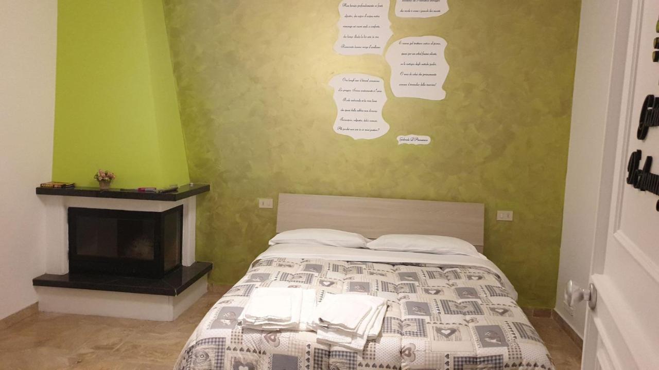 B&B Gli Orti Collecorvino Bagian luar foto